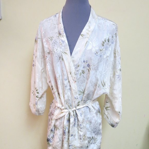 Intimo Amore robe, Satin, one size  white & floral - Picture 1 of 8
